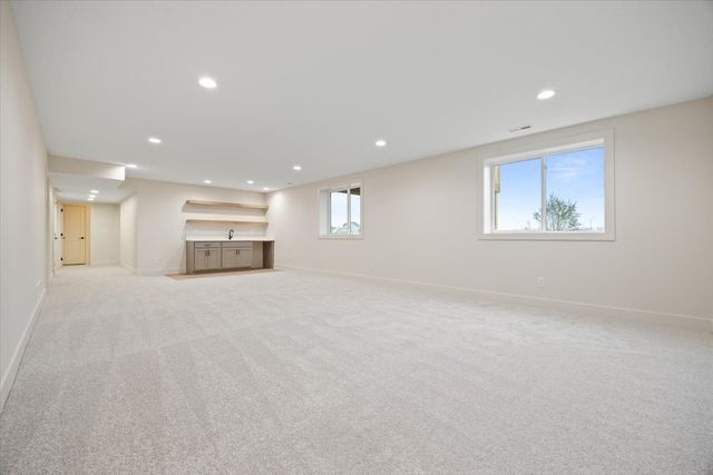 635 NW Rosemont Drive, Waukee, IA 50263