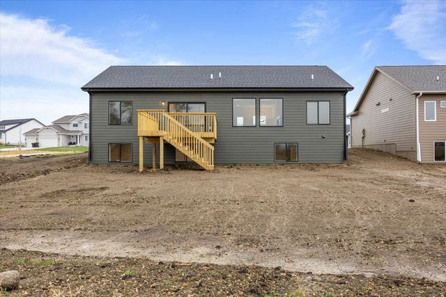 635 NW Rosemont Drive, Waukee, IA 50263