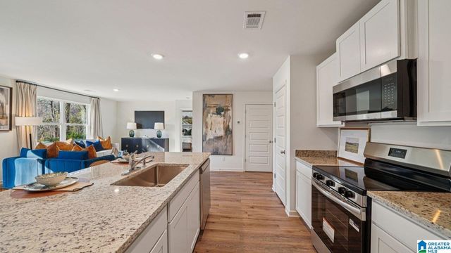 3522 HERITAGE CREST DRIVE, Bessemer, AL 35023