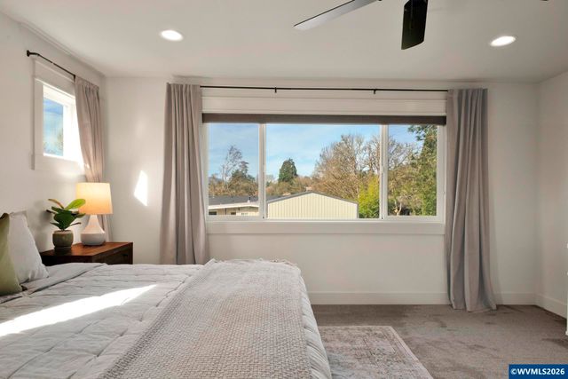 1136 SW Sylvia St, Corvallis, OR 97333