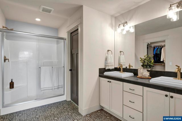 1136 SW Sylvia St, Corvallis, OR 97333