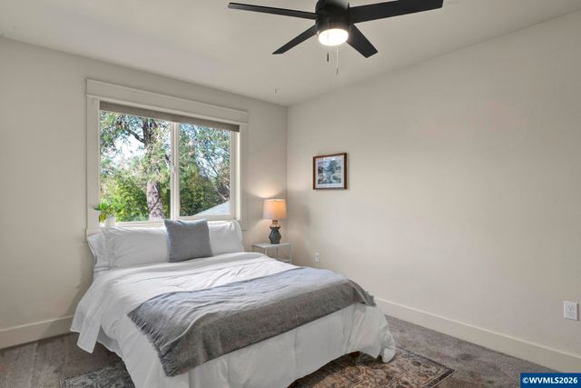 1136 SW Sylvia St, Corvallis, OR 97333