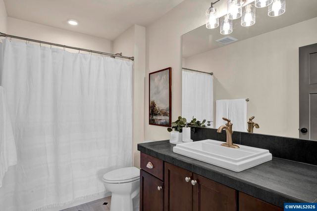 1136 SW Sylvia St, Corvallis, OR 97333