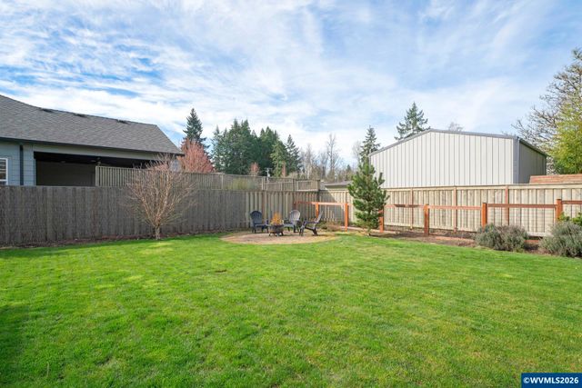 1136 SW Sylvia St, Corvallis, OR 97333