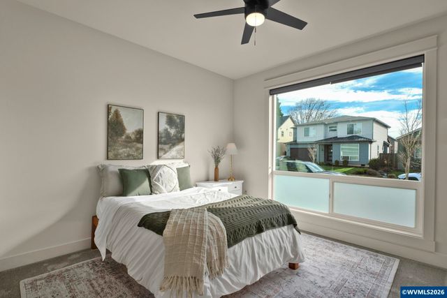 1136 SW Sylvia St, Corvallis, OR 97333