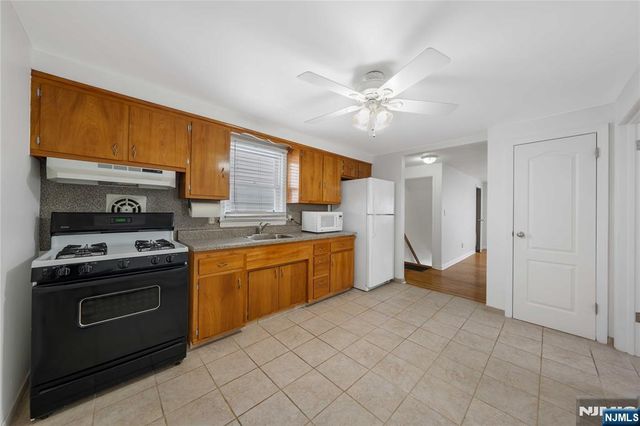 378 Cator Avenue, Jersey City, NJ 07305