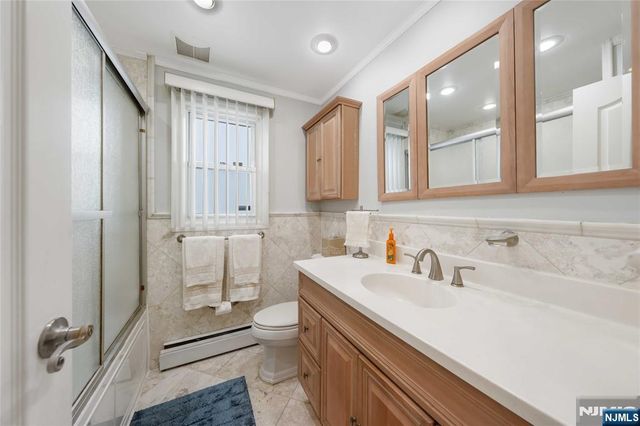 378 Cator Avenue, Jersey City, NJ 07305