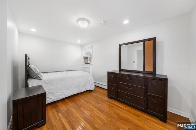 378 Cator Avenue, Jersey City, NJ 07305
