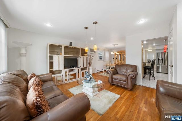 378 Cator Avenue, Jersey City, NJ 07305