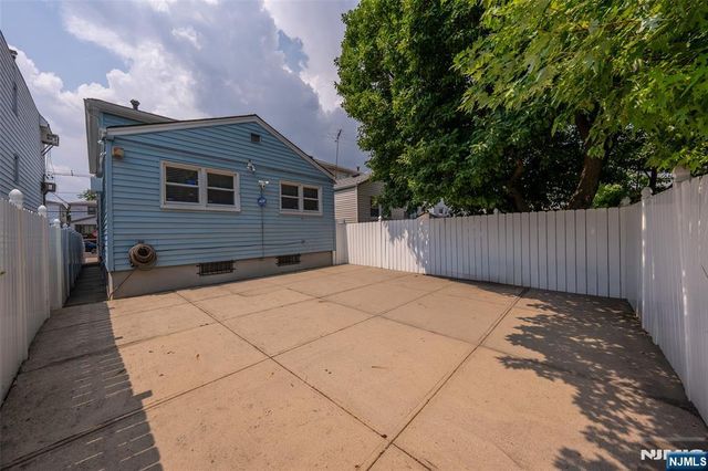 378 Cator Avenue, Jersey City, NJ 07305
