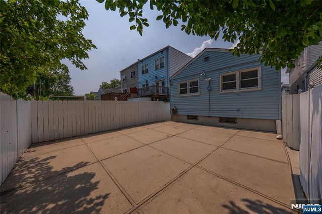 378 Cator Avenue, Jersey City, NJ 07305