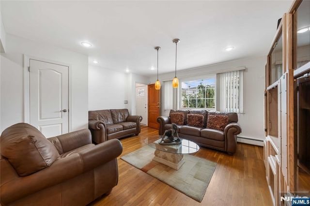 378 Cator Avenue, Jersey City, NJ 07305