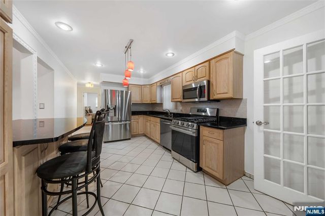 378 Cator Avenue, Jersey City, NJ 07305