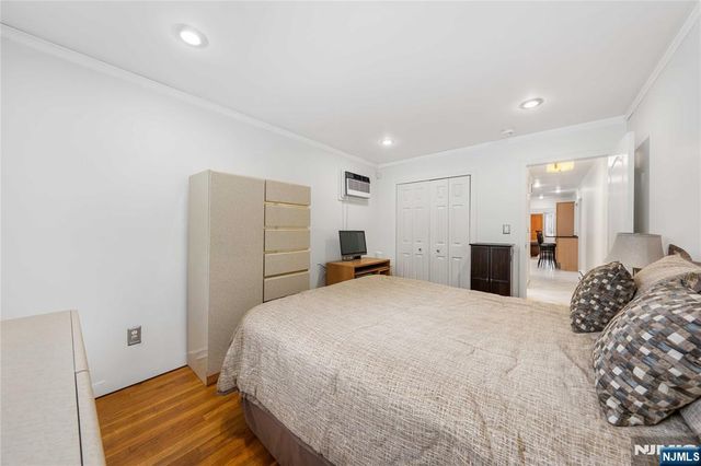 378 Cator Avenue, Jersey City, NJ 07305