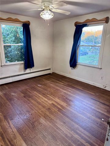 22 Lorraine Avenue, Coventry, RI 02816