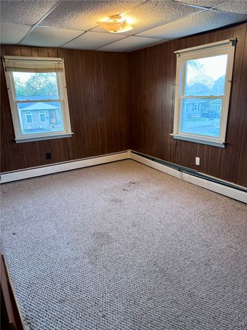 22 Lorraine Avenue, Coventry, RI 02816