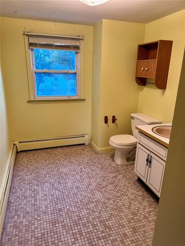 22 Lorraine Avenue, Coventry, RI 02816