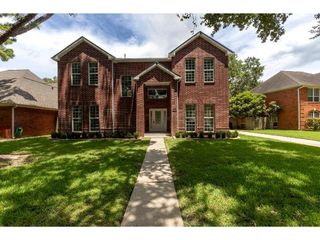 3303 Vista Lake Drive, Sugar Land, TX 77478
