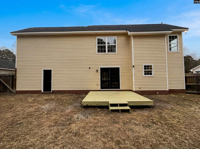 83 Elmwood Boulevard S, Elgin, SC 29045