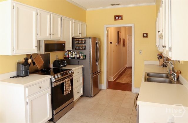 135 S Stratford Drive, Athens, GA 30605