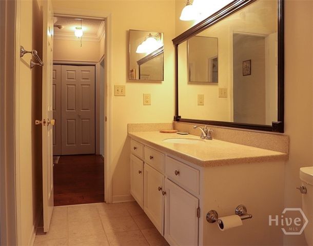 135 S Stratford Drive, Athens, GA 30605