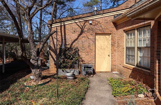 135 S Stratford Drive, Athens, GA 30605