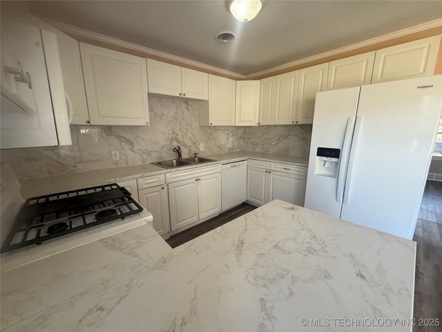 208 N Edmond, Muskogee, OK 74403