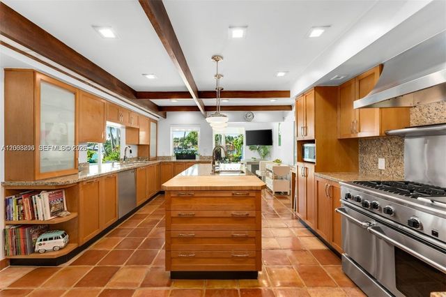 8900 Bay Dr, Surfside, FL 33154