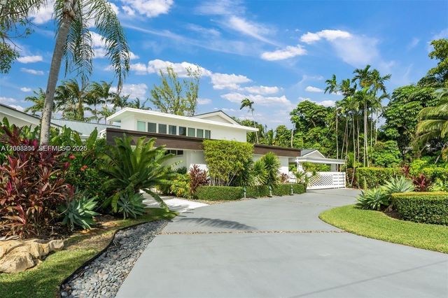 8900 Bay Dr, Surfside, FL 33154