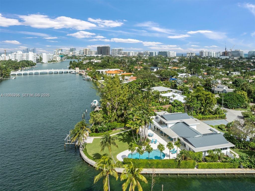 8900 Bay Dr, Surfside, FL 33154