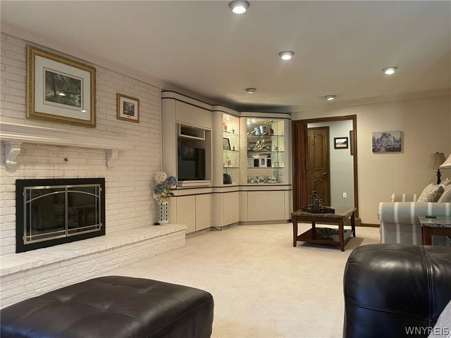 352 Dan Troy Drive, Amherst, NY 14221