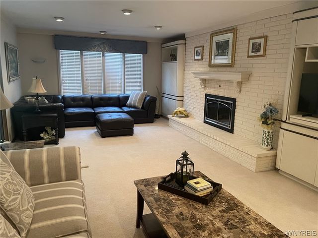 352 Dan Troy Drive, Amherst, NY 14221