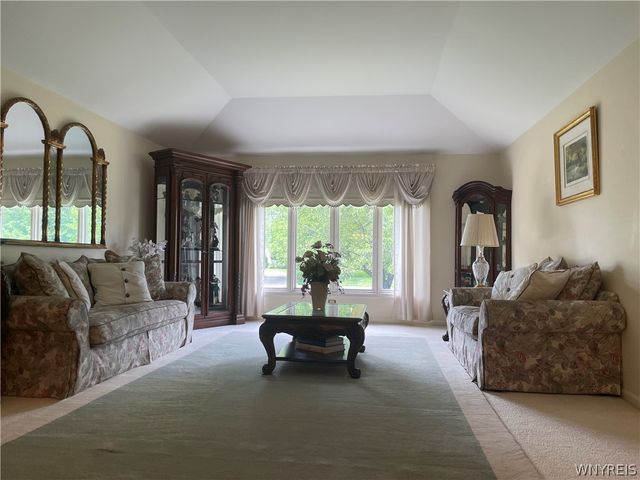 352 Dan Troy Drive, Amherst, NY 14221