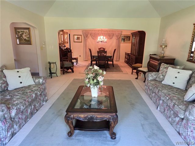 352 Dan Troy Drive, Amherst, NY 14221
