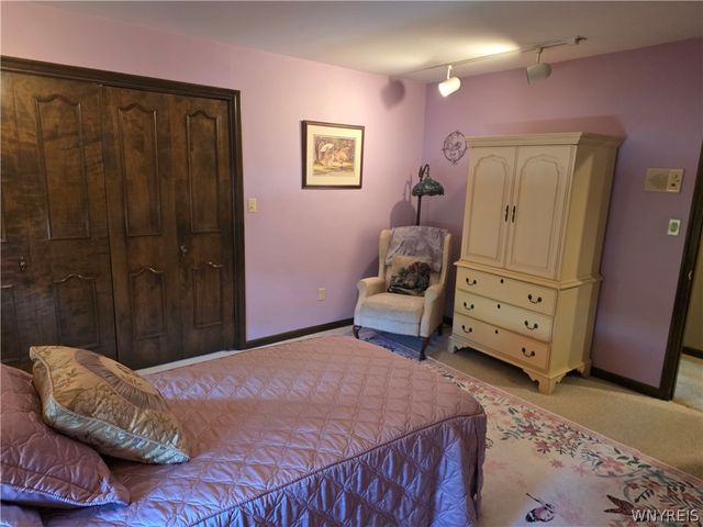 352 Dan Troy Drive, Amherst, NY 14221