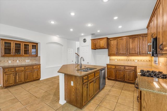 6421 Double Creek Road, Frisco, TX 75035