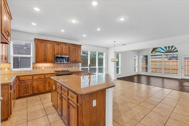 6421 Double Creek Road, Frisco, TX 75035
