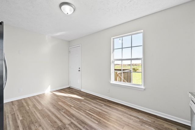 2040 Carneal Ln, Oak Grove, KY 42262