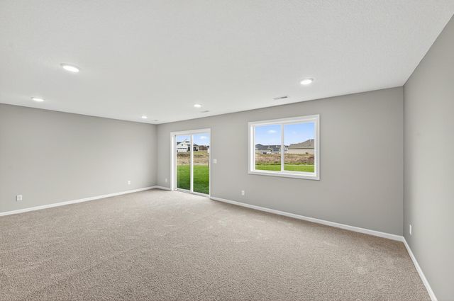 1507 Woods Road NE, Isanti, MN 55040