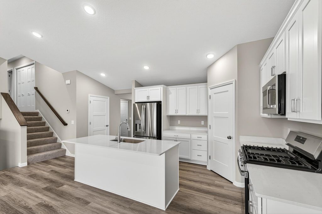 1507 Woods Road NE, Isanti, MN 55040 — photo 3