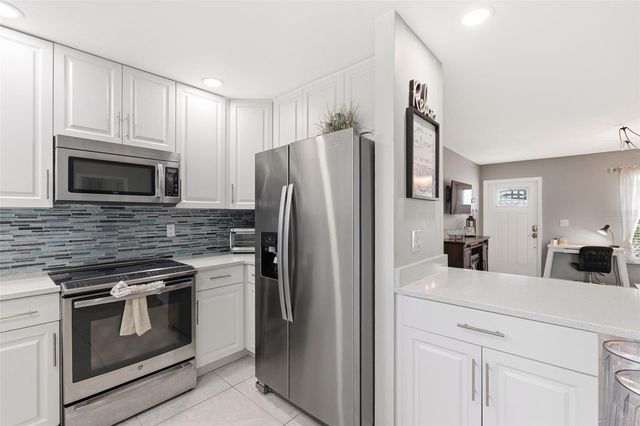 21531 GLADIS AVENUE, Port Charlotte, FL 33952