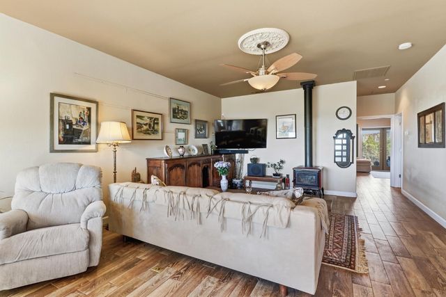 12655 Newell Pl, Grass Valley, CA 95949