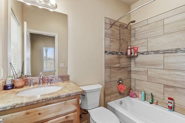 12655 Newell Pl, Grass Valley, CA 95949