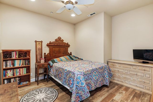 12655 Newell Pl, Grass Valley, CA 95949