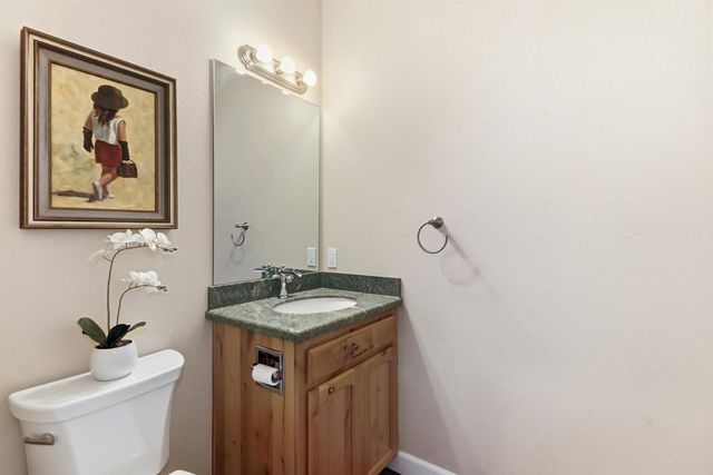 12655 Newell Pl, Grass Valley, CA 95949