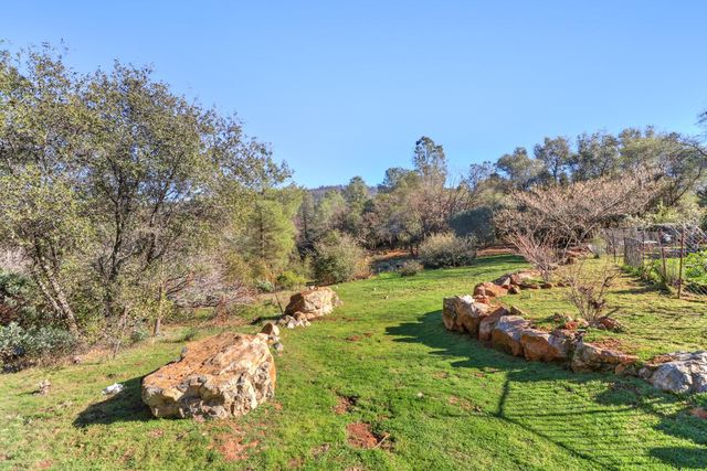 12655 Newell Pl, Grass Valley, CA 95949