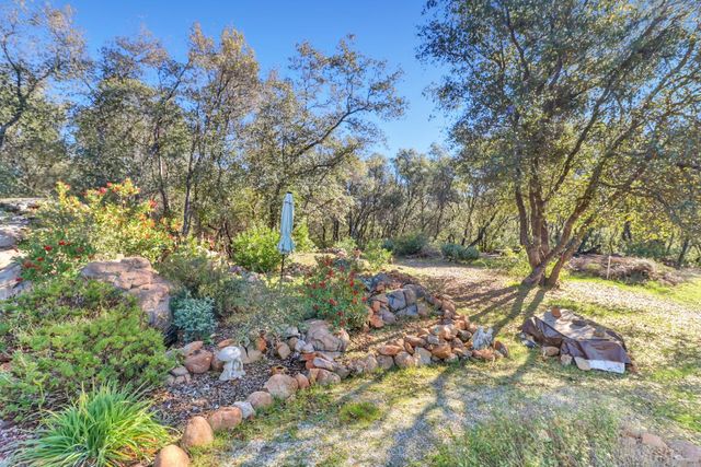 12655 Newell Pl, Grass Valley, CA 95949