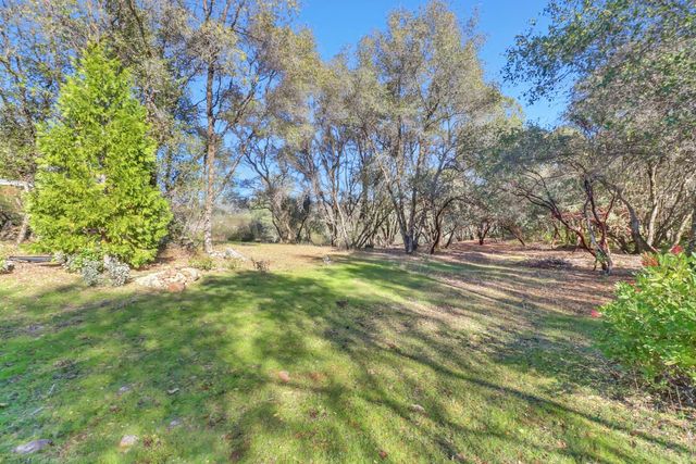 12655 Newell Pl, Grass Valley, CA 95949