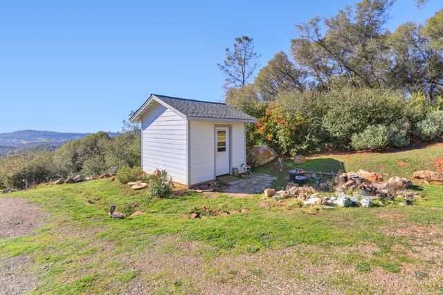 12655 Newell Pl, Grass Valley, CA 95949