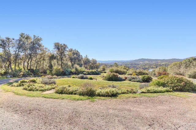 12655 Newell Pl, Grass Valley, CA 95949